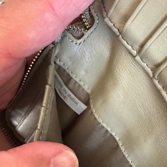 💥HOST PICK 💥Coach Sage Green Wristlet Clutch - Picture 12 of 16